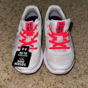 Under Armour Sneakers